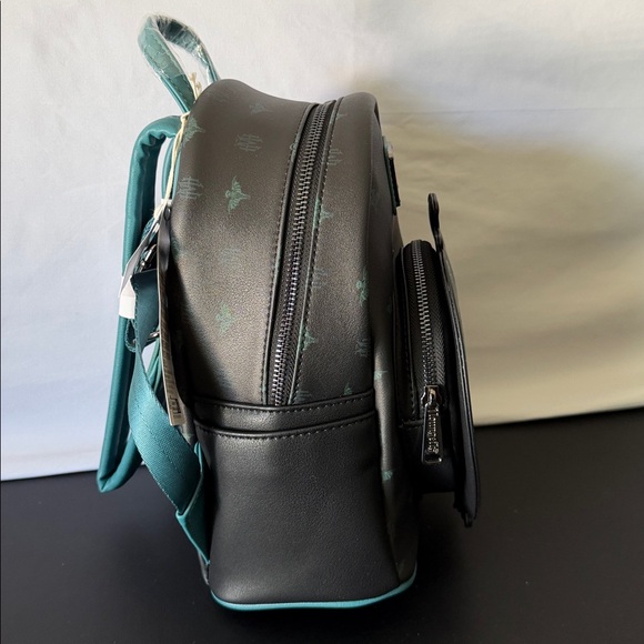 Disney Haunted Mansion Loungefly Hitchhiking Ghosts Glow in Dark Backpack NWT - Picture 6 of 11